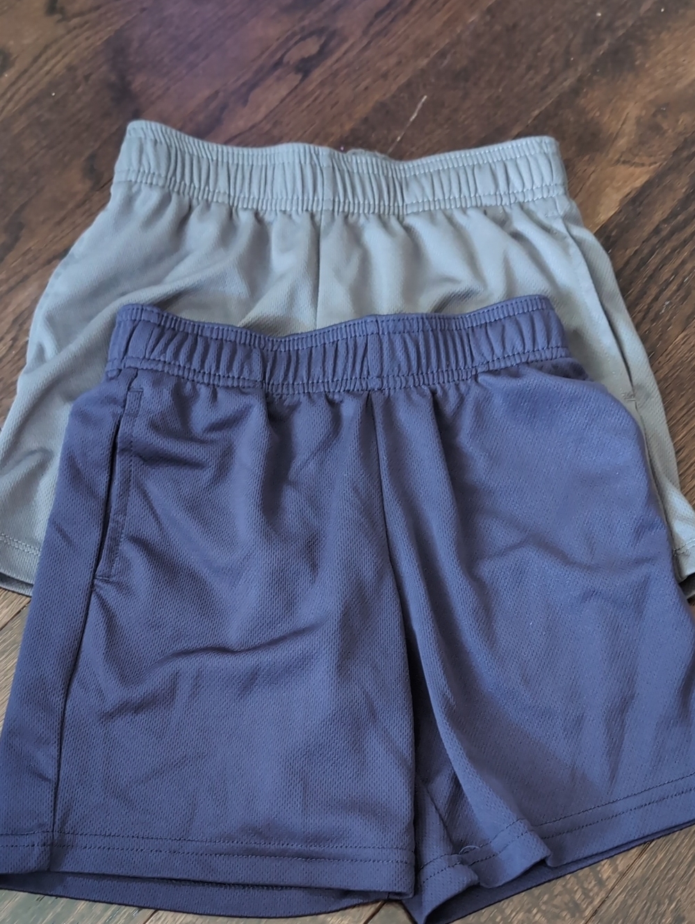 Like New all in motion Navy & Light Gray Active Pull-On Shorts - 2 Pack - XS
